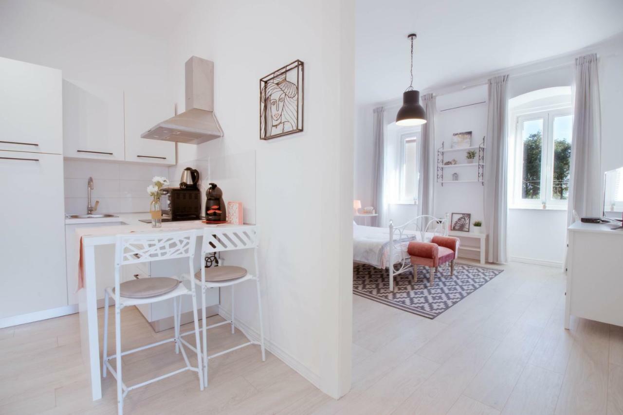 Little Fish Studio Rijeka Bagian luar foto