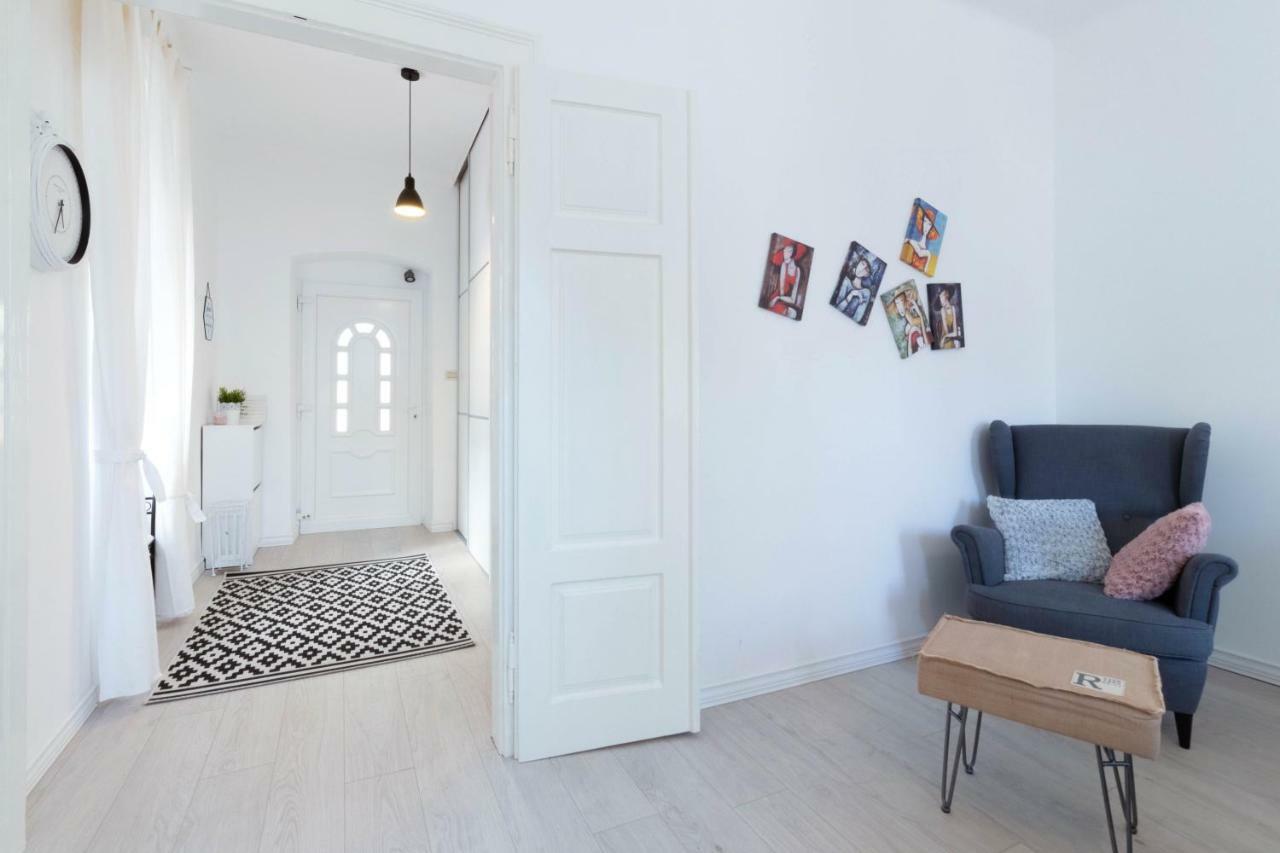 Little Fish Studio Rijeka Bagian luar foto